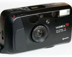 Yashica T4