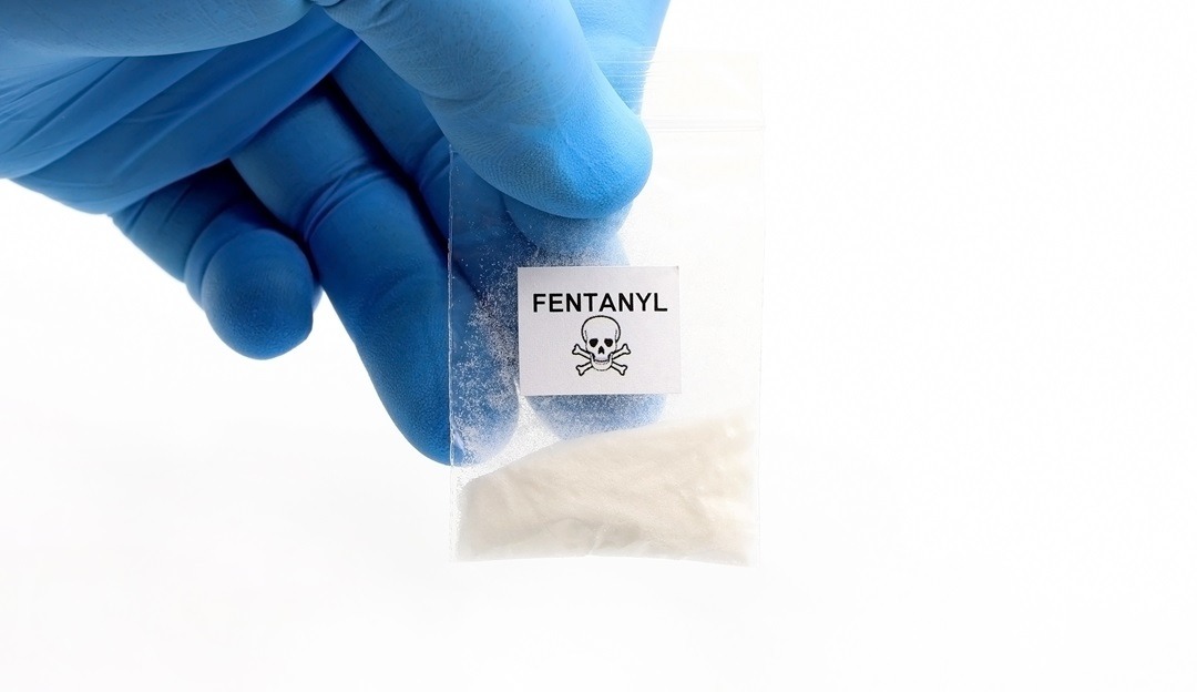  Trump Slaps 35% Tariff on Canadian Imports, Escalating Trade Fight Over Fentanyl