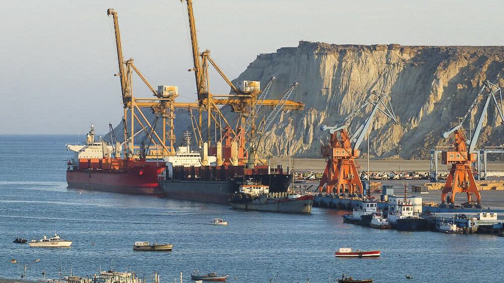 China Bolsters Global Ties Through Infrastructure Investments Amid US Trade War
